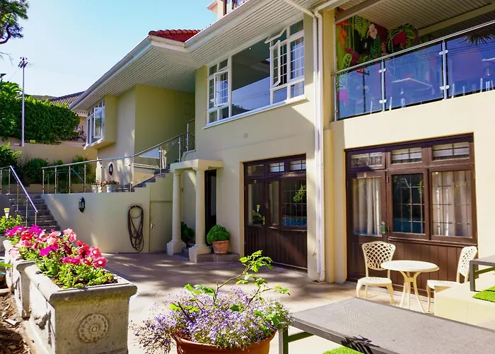 Sundown Manor Guest House